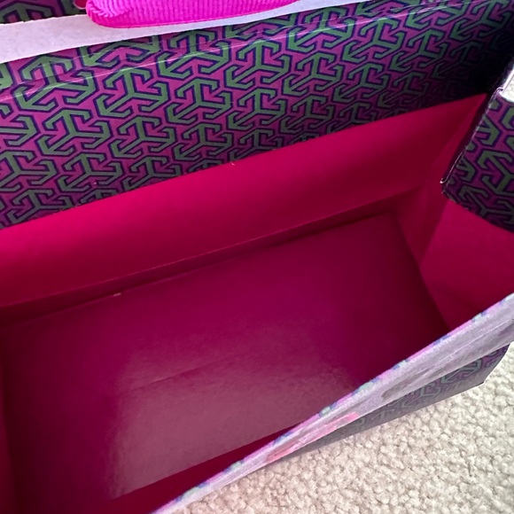 Tory Burch Shopping Bag - Picture 4 of 8